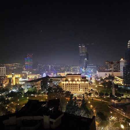 Sky Dwelling Tirana Apartment Luaran gambar