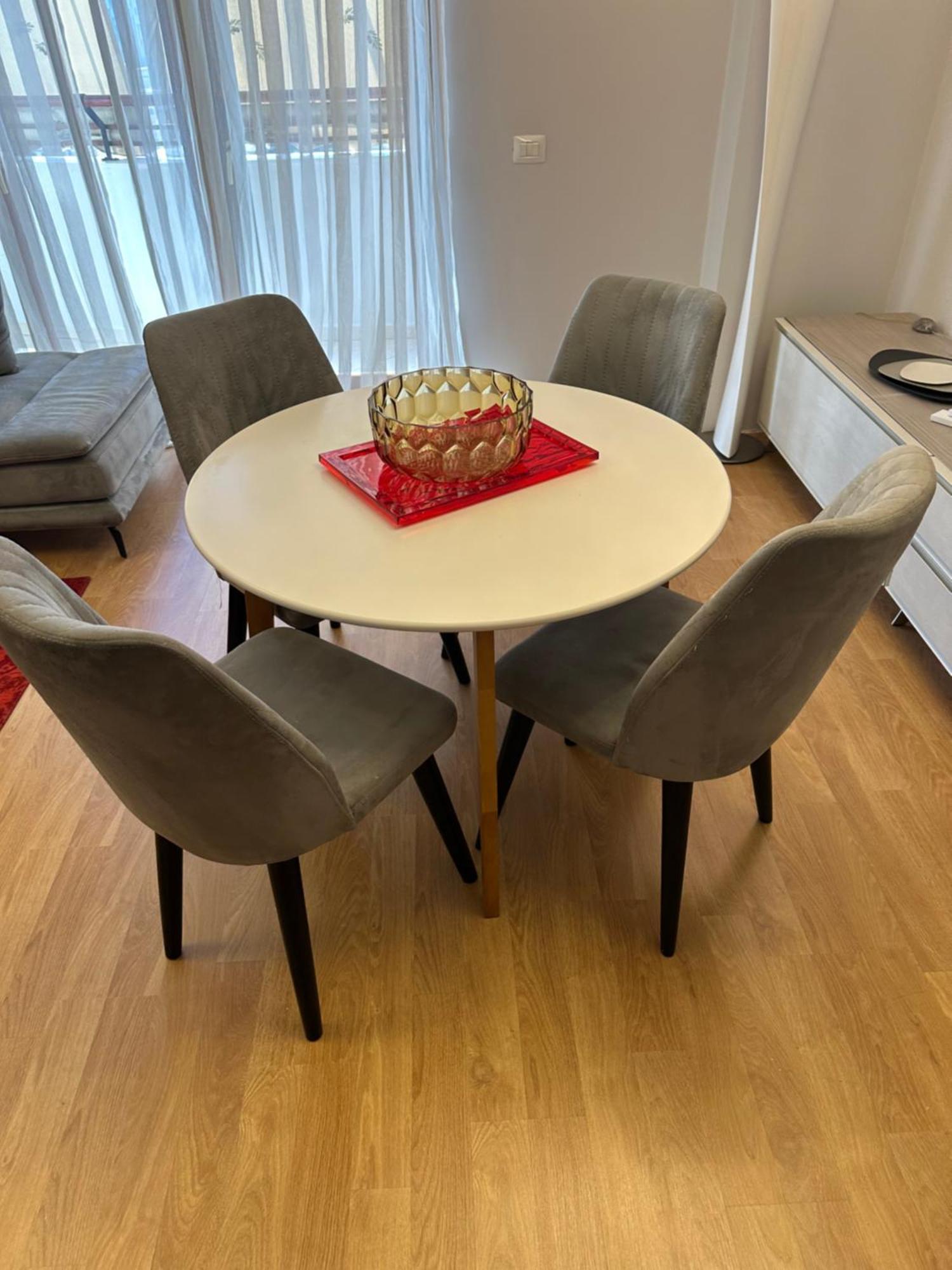 Sky Dwelling Tirana Apartment Luaran gambar