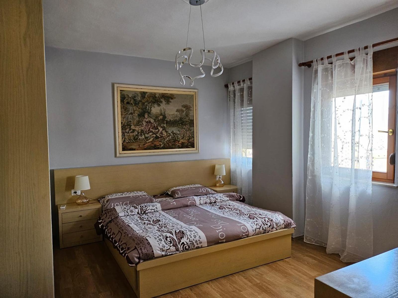 Sky Dwelling Tirana Apartment Luaran gambar